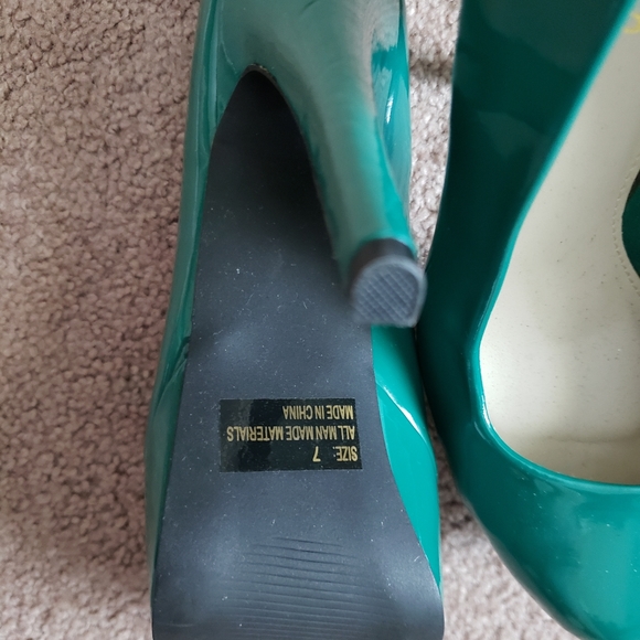 Platform Heels - Picture 10 of 10